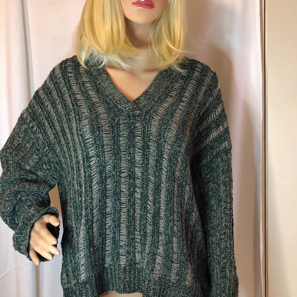Which We Want Cropped Chenille Hooded Sweater L